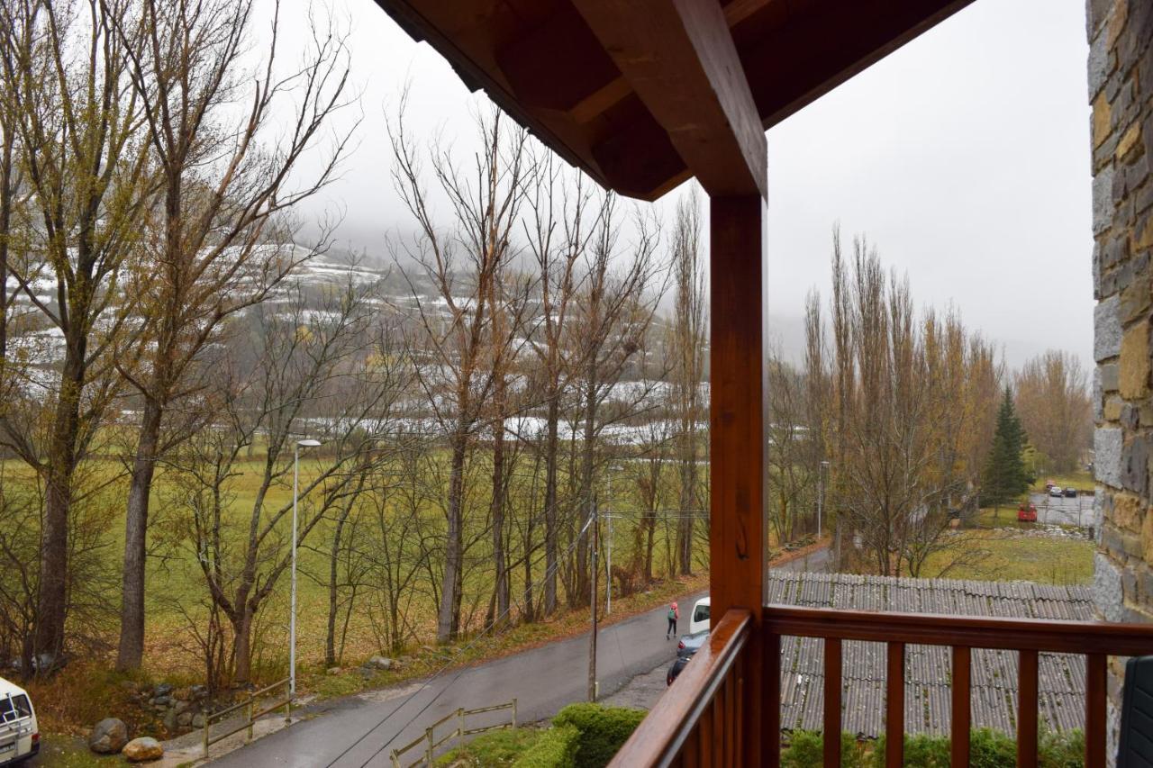 Duplex Con Vistas En Benasque Διαμέρισμα Εξωτερικό φωτογραφία